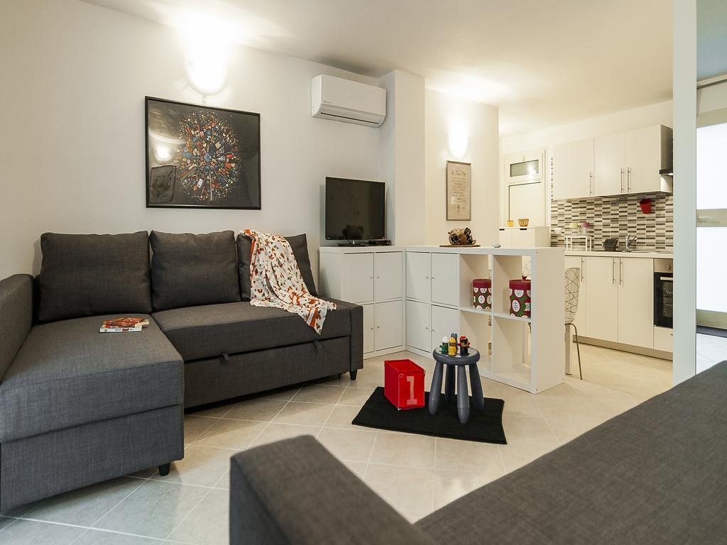 Ferienwohnung Cariddi Loft Sperlonga Exterior foto